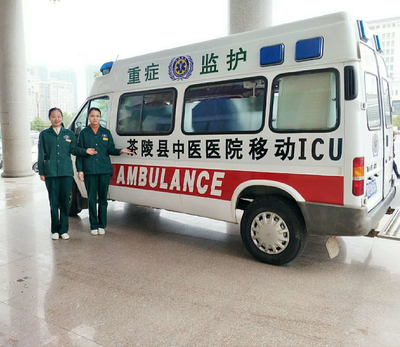 茶陵縣首臺移動ICU救護(hù)車落戶中醫(yī)醫(yī)院，打造移動手術(shù)新平臺